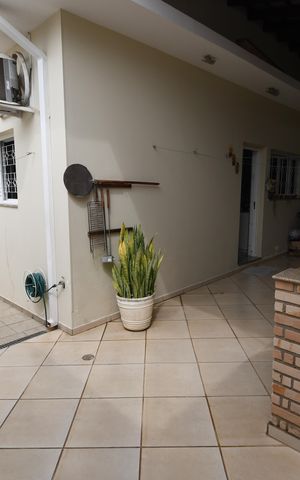 Casa à venda com 189m², 3 quartos e 2 vagasQuintal