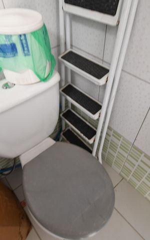 Casa à venda com 189m², 3 quartos e 2 vagasBanheiro de serviço