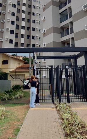Apartamento para alugar com 55m², 2 quartos e 1 vaga Apartamento para alugar com 55m², 2 quartos e 1 vagaFachada do Condomínio
