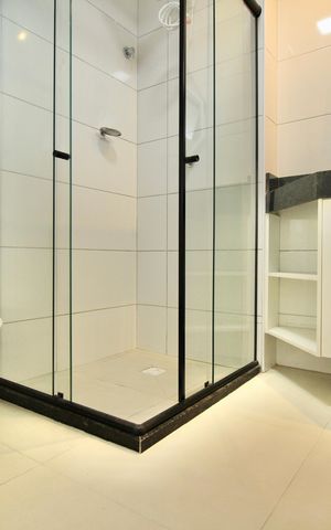 Apartamento para alugar com 61m², 2 quartos e 2 vagas Apartamento para alugar com 61m², 2 quartos e 2 vagasBanheiro do Quarto 2