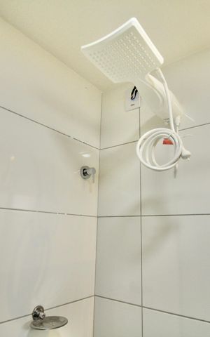 Apartamento para alugar com 61m², 2 quartos e 2 vagas Apartamento para alugar com 61m², 2 quartos e 2 vagasBanheiro do Quarto 2