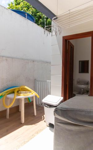 Casa à venda com 250m², 3 quartos e 2 vagasÁrea de Serviço