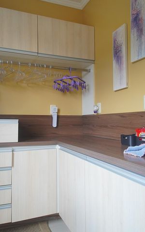Apartamento à venda com 231m², 3 quartos e 2 vagas Apartamento à venda com 231m², 3 quartos e 2 vagasÁrea de Serviço