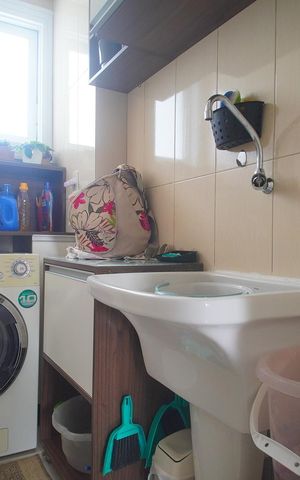 Apartamento à venda com 231m², 3 quartos e 2 vagas Apartamento à venda com 231m², 3 quartos e 2 vagasÁrea de Serviço