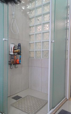 Apartamento à venda com 231m², 3 quartos e 2 vagas Apartamento à venda com 231m², 3 quartos e 2 vagasBanheiro da Suíte
