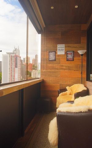 Apartamento à venda com 231m², 3 quartos e 2 vagas Apartamento à venda com 231m², 3 quartos e 2 vagasVaranda da Sala
