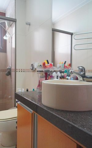 Apartamento à venda com 231m², 3 quartos e 2 vagas Apartamento à venda com 231m², 3 quartos e 2 vagasBanheiro