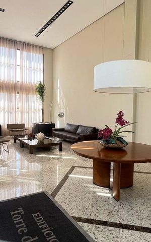 Apartamento à venda com 139m², 2 quartos e 4 vagas Apartamento à venda com 139m², 2 quartos e 4 vagasHall de entrada