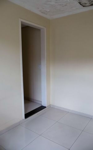 Casa à venda com 120m², 3 quartos e 2 vagas Casa à venda com 120m², 3 quartos e 2 vagasSala de TV