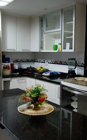 Casa à venda com 120m², 3 quartos e 2 vagas Casa à venda com 120m², 3 quartos e 2 vagasCozinha