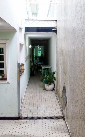 Casa à venda com 120m², 3 quartos e 2 vagas Casa à venda com 120m², 3 quartos e 2 vagasCorredor