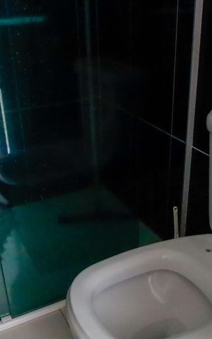 Casa à venda com 120m², 3 quartos e 2 vagas Casa à venda com 120m², 3 quartos e 2 vagasBanheiro
