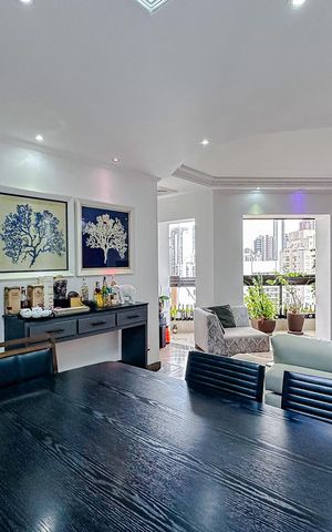 Apartamento para alugar com 134m², 3 quartos e 2 vagasSala