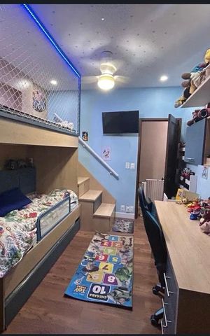 Casa de condomínio à venda com 242m², 5 quartos e 2 vagas Casa de condomínio à venda com 242m², 5 quartos e 2 vagasQuarto 3