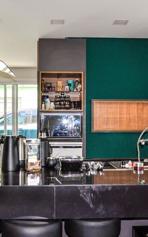 Casa à venda com 341m², 3 quartos e 2 vagas Casa à venda com 341m², 3 quartos e 2 vagasCozinha