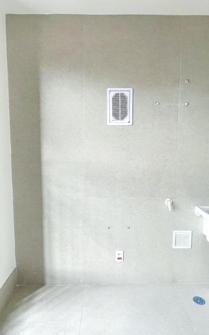 Apartamento à venda com 230m², 4 quartos e 3 vagas Apartamento à venda com 230m², 4 quartos e 3 vagasLavanderia