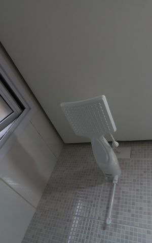 Apartamento à venda com 70m², 2 quartos e 2 vagasBanheiro da Suíte - Chuveiro