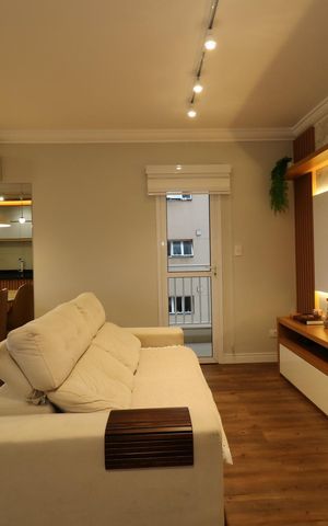 Apartamento à venda com 70m², 2 quartos e 2 vagasSala