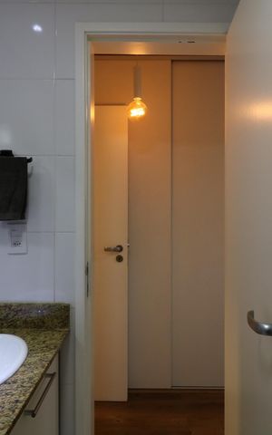 Apartamento à venda com 70m², 2 quartos e 2 vagasBanheiro da Suíte
