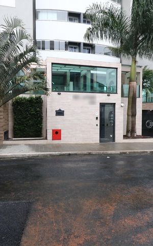 Apartamento à venda com 70m², 2 quartos e 2 vagasFachada