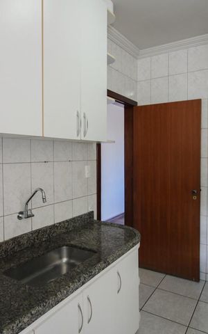 Apartamento para alugar com 134m², 3 quartos e 2 vagas Apartamento para alugar com 134m², 3 quartos e 2 vagasCozinha