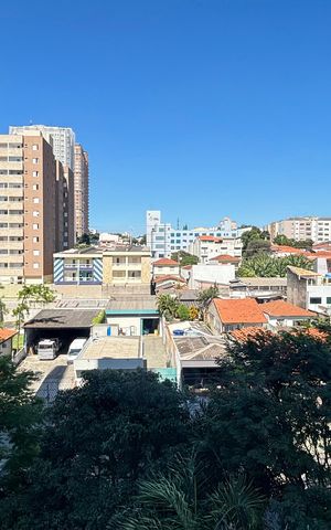 Apartamento à venda com 125m², 3 quartos e 2 vagas Apartamento à venda com 125m², 3 quartos e 2 vagasSuíte 1 Varanda
