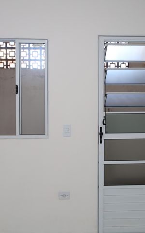 Casa de condomínio para alugar com 40m², 1 quarto e sem vagaSala