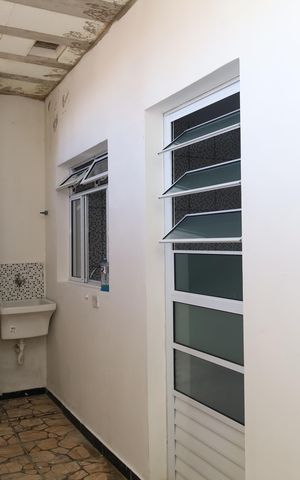 Casa de condomínio para alugar com 40m², 1 quarto e sem vagaÁrea de Serviço