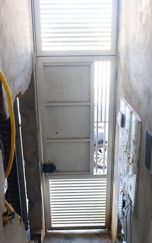 Casa de condomínio para alugar com 40m², 1 quarto e sem vagaÁrea comum - Portão de entrada