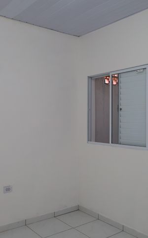 Casa de condomínio para alugar com 40m², 1 quarto e sem vagaQuarto