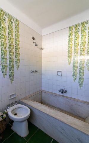 Casa à venda com 380m², 5 quartos e 4 vagasBanheiro da Suíte 1