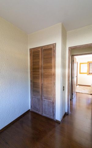Casa à venda com 380m², 5 quartos e 4 vagasSuíte 3