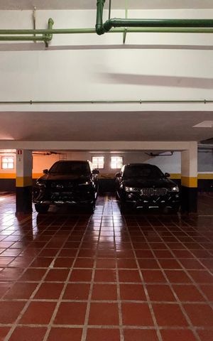 Apartamento para alugar com 492m², 6 quartos e 4 vagas Apartamento para alugar com 492m², 6 quartos e 4 vagasGaragem