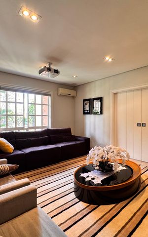 Apartamento para alugar com 492m², 6 quartos e 4 vagas Apartamento para alugar com 492m², 6 quartos e 4 vagasSala de TV