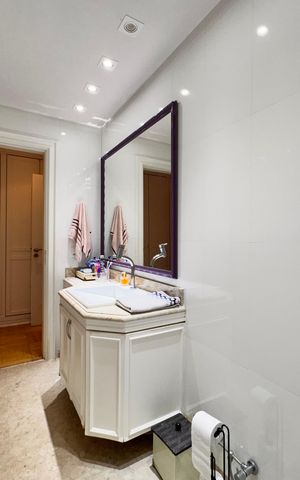 Apartamento para alugar com 492m², 6 quartos e 4 vagas Apartamento para alugar com 492m², 6 quartos e 4 vagasBanheiro suíte 1