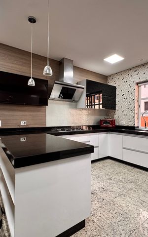 Apartamento para alugar com 492m², 6 quartos e 4 vagas Apartamento para alugar com 492m², 6 quartos e 4 vagasCozinha