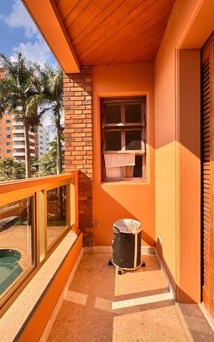 Apartamento para alugar com 492m², 6 quartos e 4 vagas Apartamento para alugar com 492m², 6 quartos e 4 vagasSacada da suíte 3
