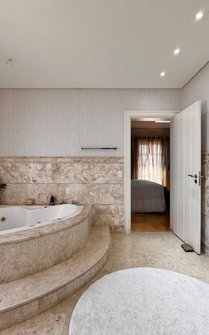 Apartamento para alugar com 492m², 6 quartos e 4 vagas Apartamento para alugar com 492m², 6 quartos e 4 vagasBanheiro suíte master