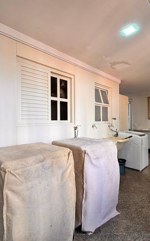 Apartamento para alugar com 492m², 6 quartos e 4 vagas Apartamento para alugar com 492m², 6 quartos e 4 vagasLavanderia