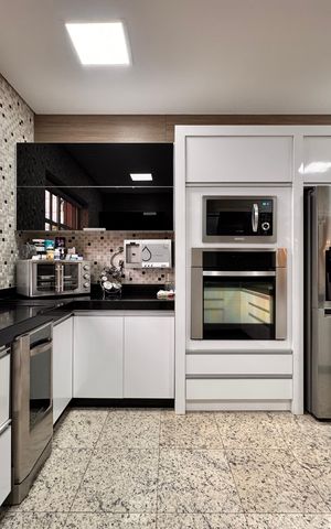 Apartamento para alugar com 492m², 6 quartos e 4 vagas Apartamento para alugar com 492m², 6 quartos e 4 vagasCozinha