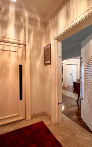 Apartamento para alugar com 492m², 6 quartos e 4 vagas Apartamento para alugar com 492m², 6 quartos e 4 vagasHall de entrada privativa