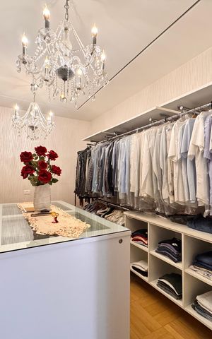 Apartamento para alugar com 492m², 6 quartos e 4 vagas Apartamento para alugar com 492m², 6 quartos e 4 vagasCloset suíte master