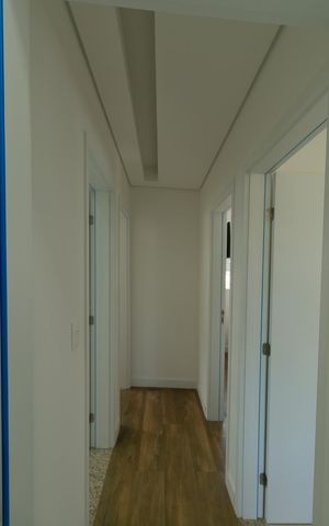 Apartamento à venda com 146m², 3 quartos e 2 vagas Apartamento à venda com 146m², 3 quartos e 2 vagasCorredor