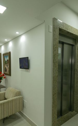 Apartamento à venda com 146m², 3 quartos e 2 vagas Apartamento à venda com 146m², 3 quartos e 2 vagasÁrea comum - Hall de Entrada