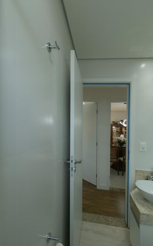 Apartamento à venda com 146m², 3 quartos e 2 vagas Apartamento à venda com 146m², 3 quartos e 2 vagasBanheiro Social