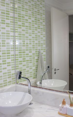 Apartamento à venda com 64m², 3 quartos e 1 vagaBanheiro da suíte