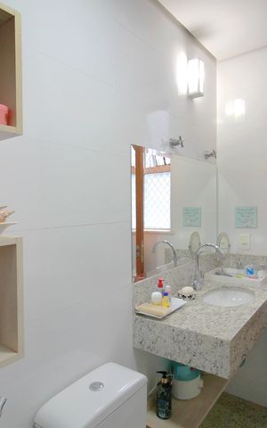 Casa à venda com 400m², 5 quartos e 4 vagasBanheiro da Suíte 2