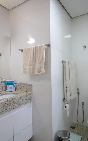 Casa à venda com 400m², 5 quartos e 4 vagasBanheiro da Suíte Master