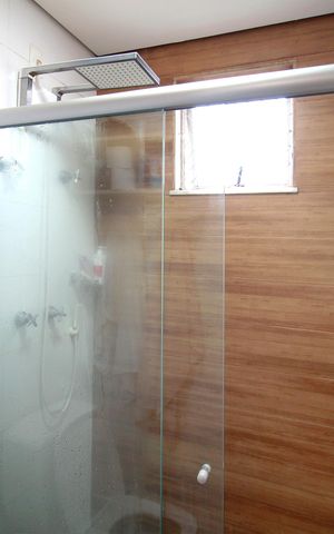 Casa à venda com 400m², 5 quartos e 4 vagasBanheiro das Semi Suítes