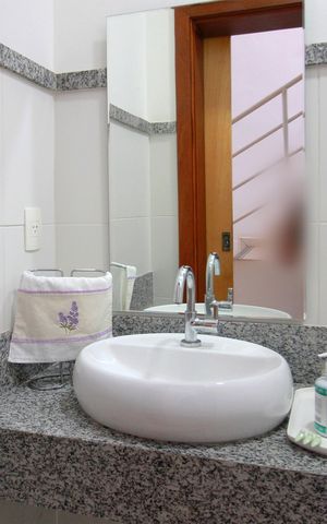 Casa à venda com 400m², 5 quartos e 4 vagasLavabo